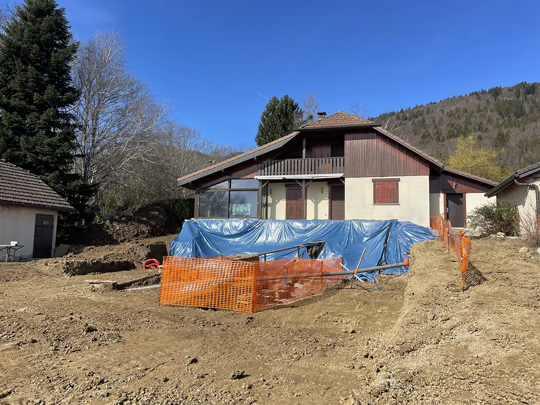 Extension d'une maison individuelle maçonnerie reprise en sous oeuvre MXP Architecture Annecy Haute-Savoie Genevois Archi Rénovation Extension Surélévation Transformation ERP Intérieur Maison Neuve Construction Neuve Copropriétés Villas